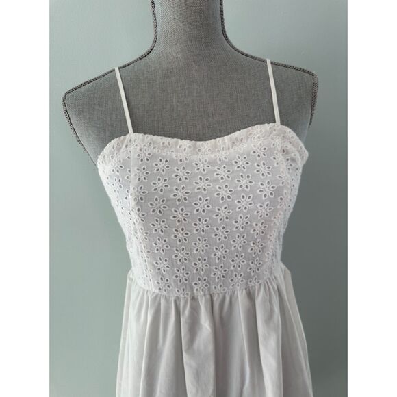 Vintage Y2k Cherokee White Smocked Eyelet Summer Sun Dress size Juniors XL 14/16 - Picture 4 of 7